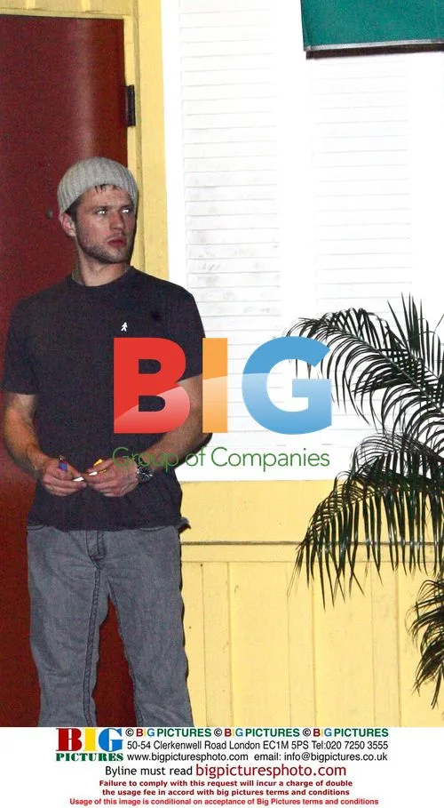 Ryan Phillippe with new woman