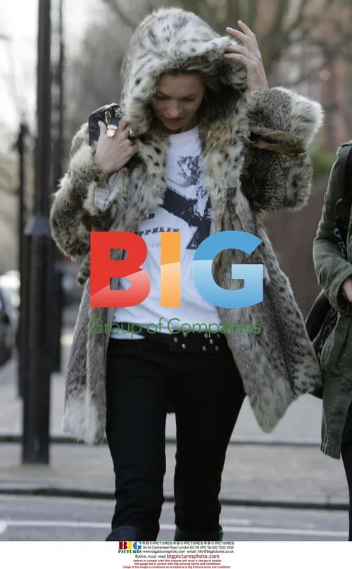 Kate Moss Visits Nail Salon in Fur Coat