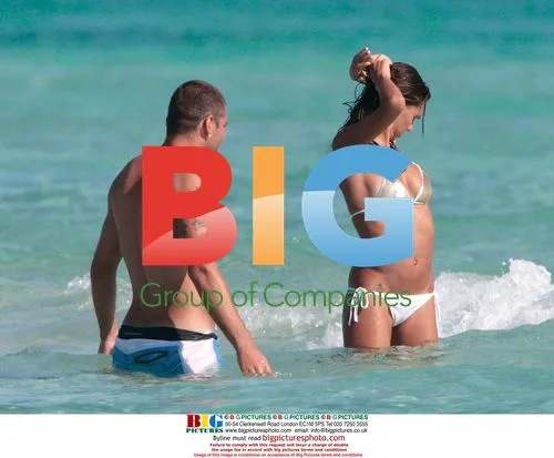 Cristian Vieri and Melissa Satta on Beach