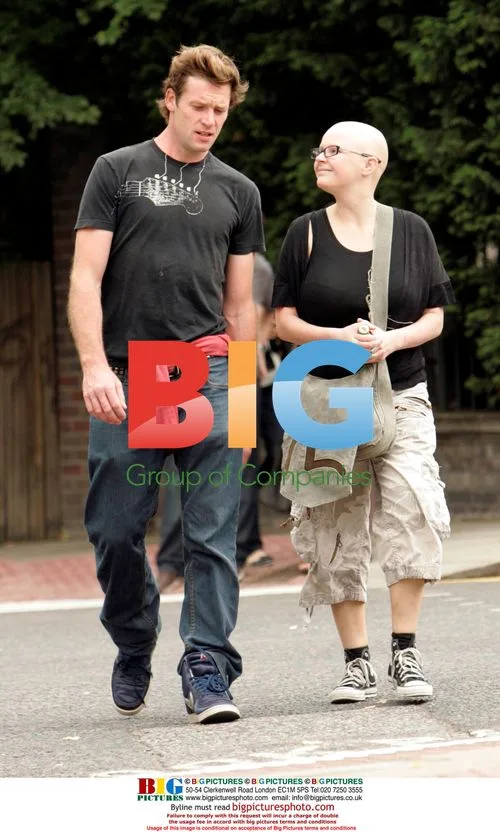 Gail Porter Embraces Androgynous Look for Shopping Trip