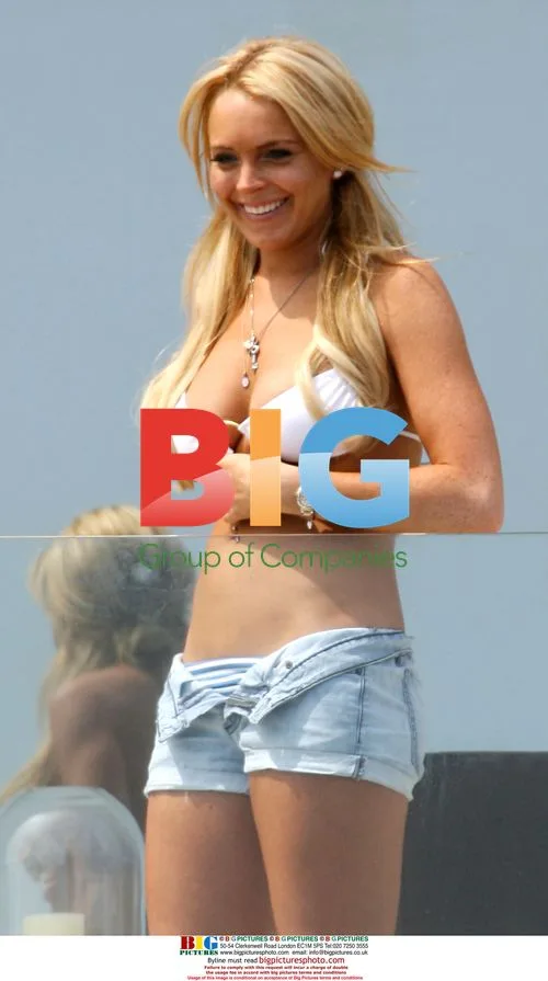 Lindsay Lohan and Friends Celebrate 4th of July