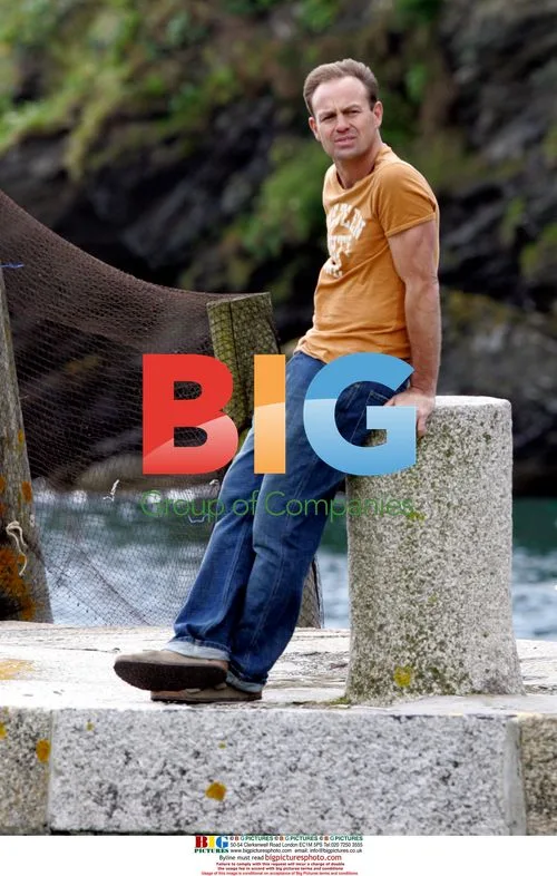 Jason Donovan on set of 'Echo Beach'
