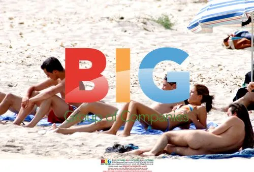 Fernando Torres and Girlfriend on Menorca