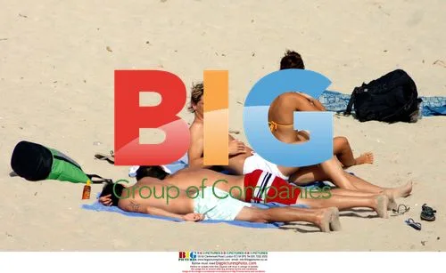 Fernando Torres and Girlfriend on Vacation