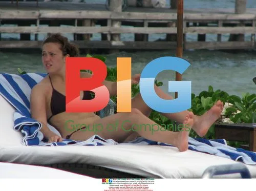 Mandy Moore Relaxes on Beach in Mexico