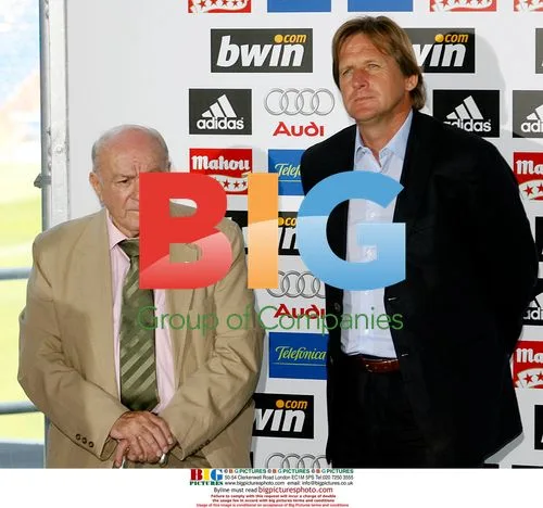 Bernd Schuster and Alfredo Di Stefano at Real Madrid presentation