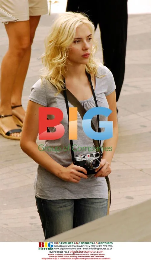 Woody Allen and Scarlett Johansson filming in Barcelona