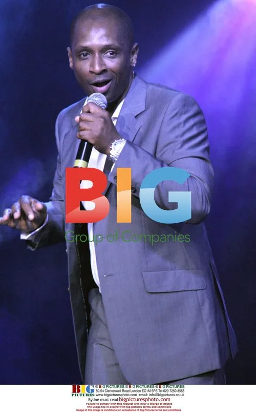 X-Factor Finalist Andy Abraham Performs at Chartbusters Event
