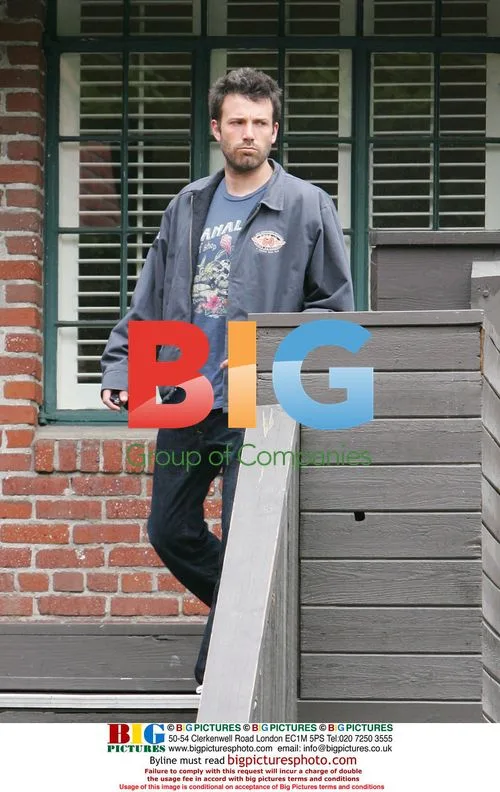 Ben Affleck Leaving Therapist Appointment
