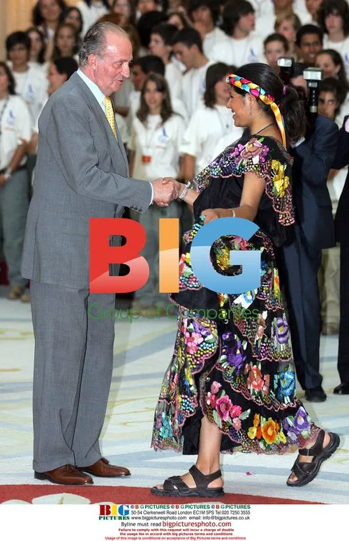 King of Spain Meets Expedition