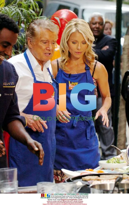 Kelly Ripa and Regis Philbin Barbecue