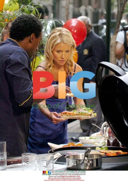Kelly Ripa and Regis Philbin Enjoy Barbecue