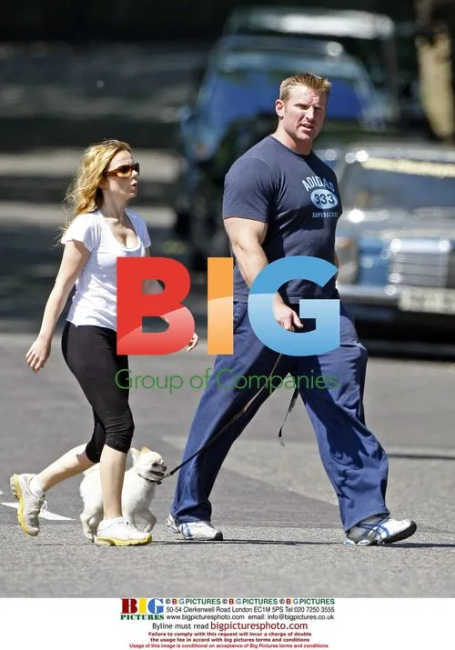 Geri Halliwell Exercising with Trainer