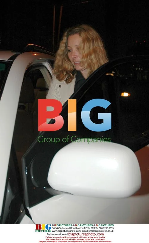 Lisa Kudrow Leaving Mastro's