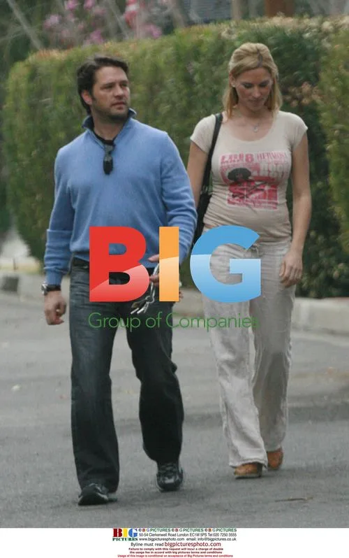 Jason Priestley and pregnant Naomi Lowde-Priestley lunch with Tiffani-Amber Thiessen