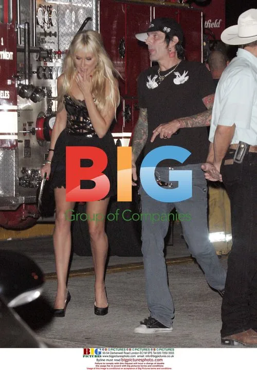 Tommy Lee and Kimberly Stewart on a date