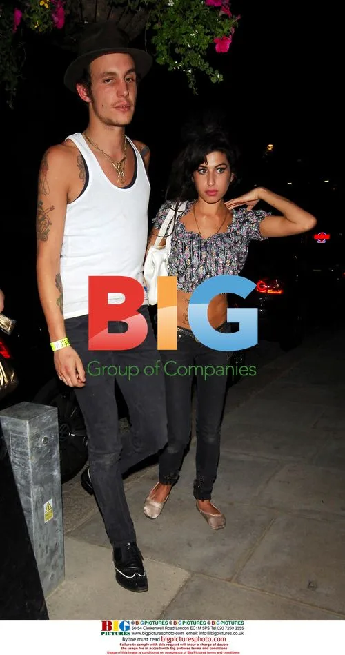 Amy Winehouse and Blake Fielder-Civil go to club