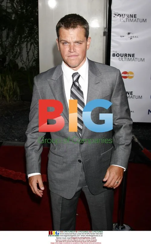 Matt Damon arrives at 'Bourne Ultimatum' premiere