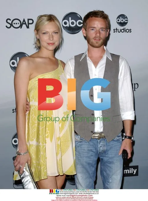 Laura Prepon and Christopher Masterson at ABC All Star Party