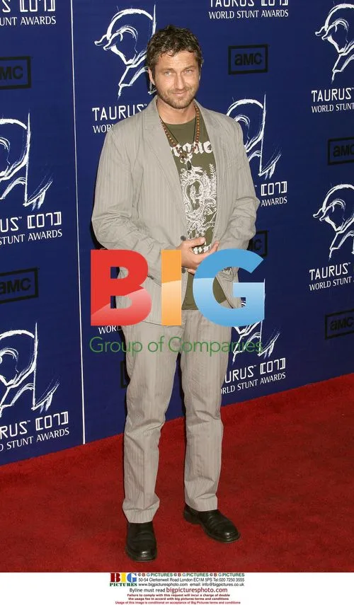 Gerald Butler and Angela Uyeda at 2007 Taurus Stunt Awards