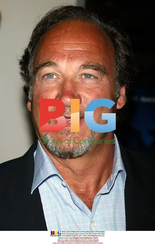 Jim Belushi Arrives for 'Underdog' Premiere