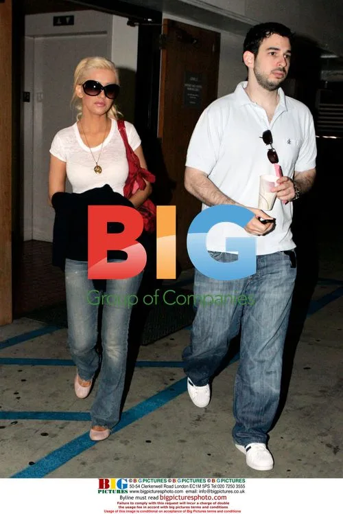 Christina Aguilera and Jordan Bratman shopping trip