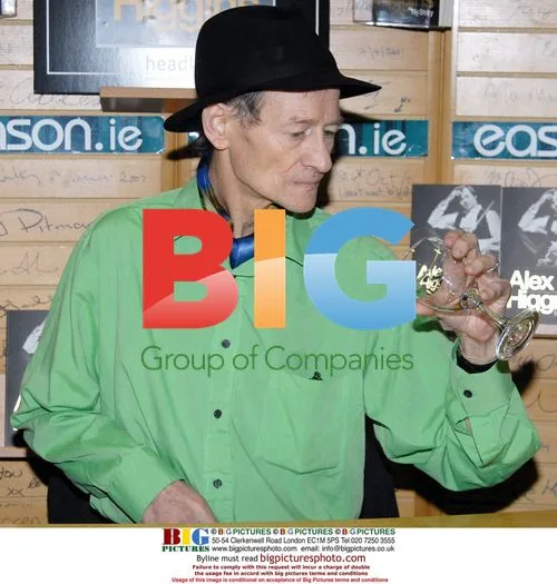 Alex Higgins at Book Signing