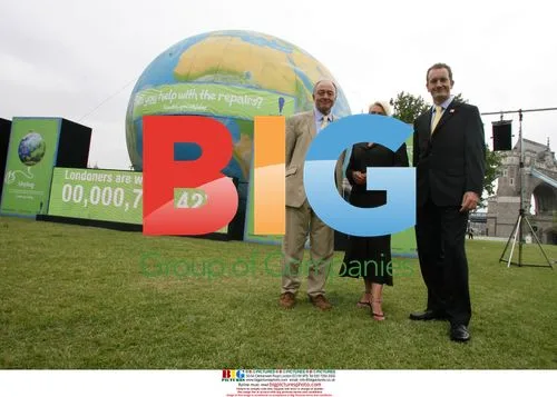 Mayor and Celebs Launch DIY Planet Repair