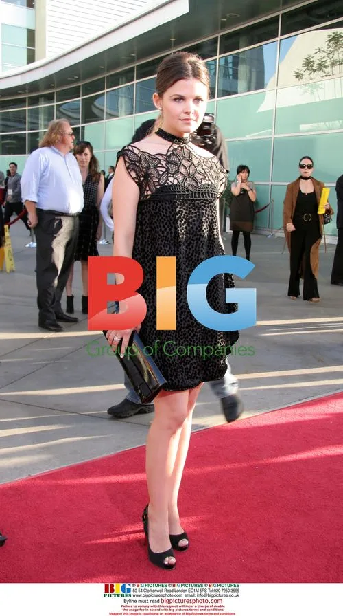 GINNIFER GOODWIN at 'Big Love' premiere