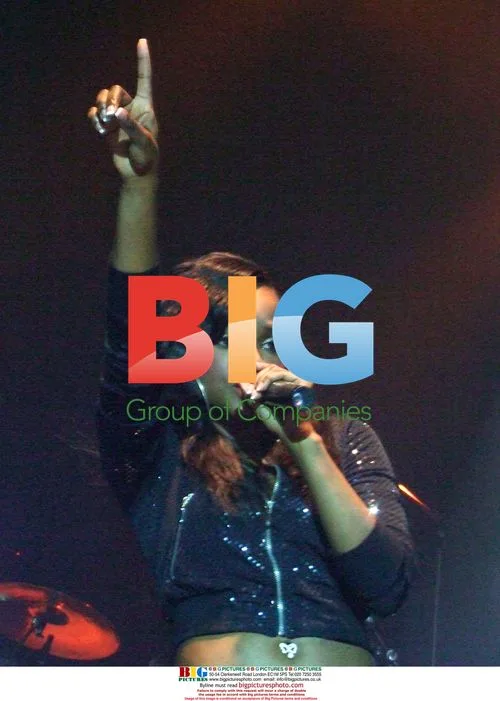 Sugababes Perform Free Concert in London