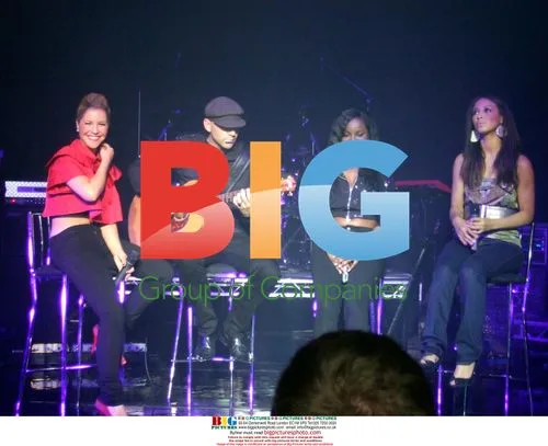 The Sugababes Perform Free Concert in London