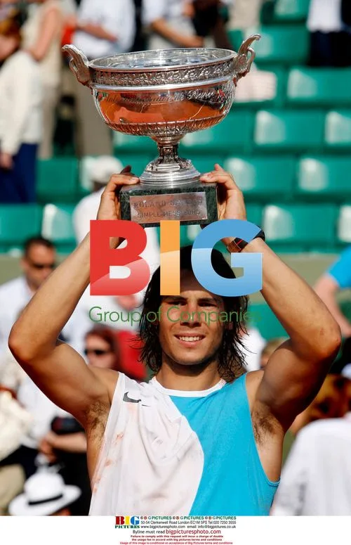 Rafael Nadal wins 2007 French Open