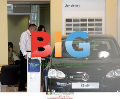 Noel Gallagher buys new car for partner