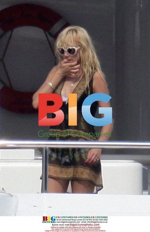 Rod Stewart and Penny Lancaster on Yacht in Portofino
