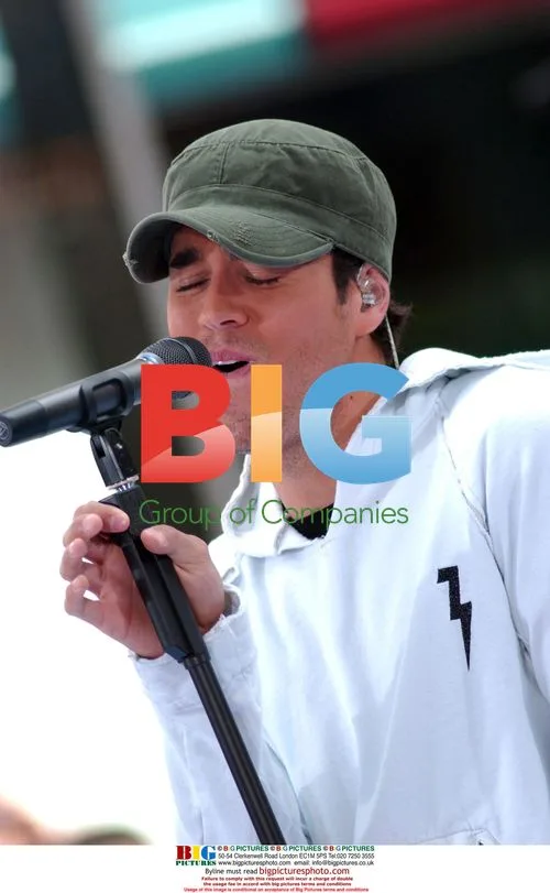Enrique Iglesias Performs on Today Show