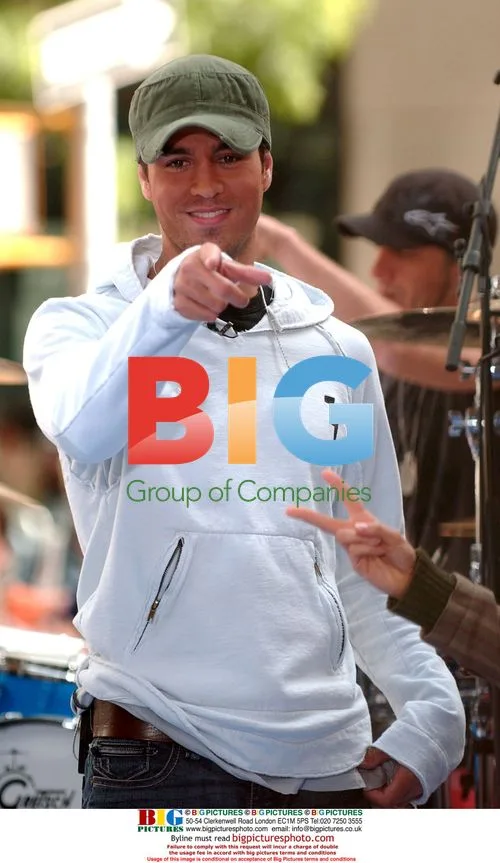 Enrique Iglesias Performs on Today Show