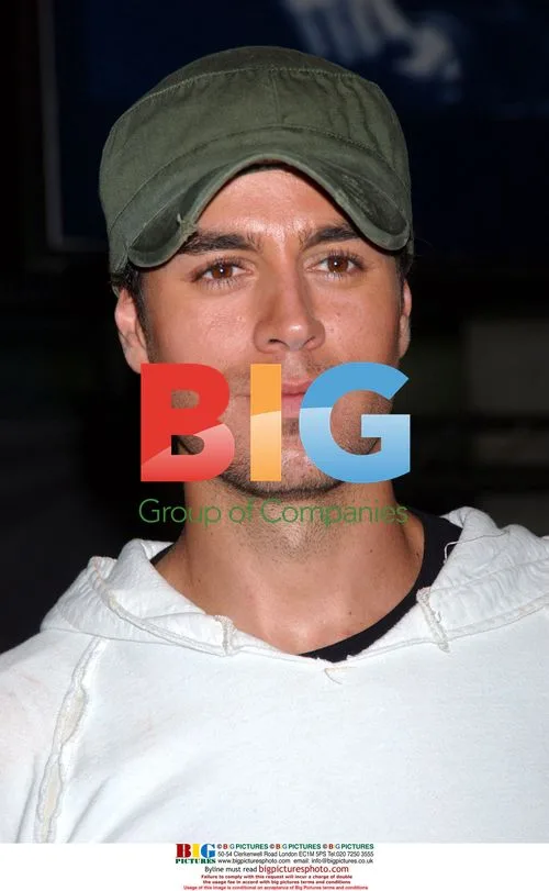 Enrique Iglesias Promotes 'Insomniac' Album