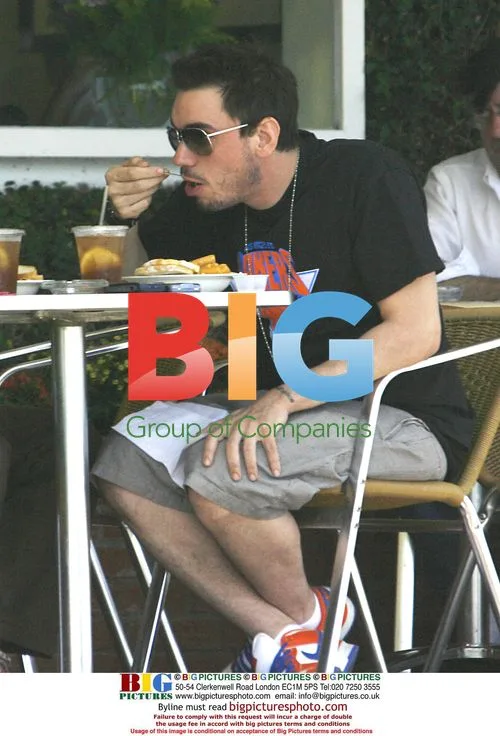 DJ AM Enjoys Lunch with Friend