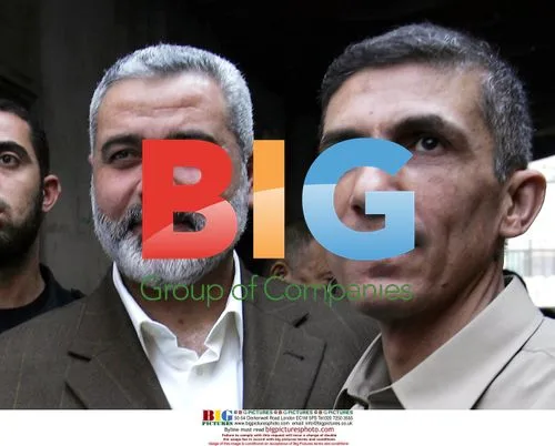 Deposed Palestinian leader visits freed engineer