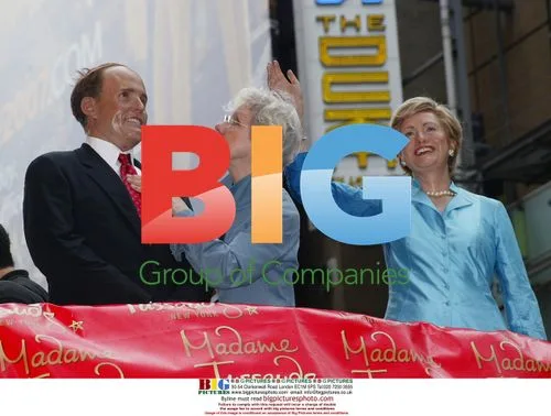 Clinton and Giuliani Wax Figures Tour Manhattan