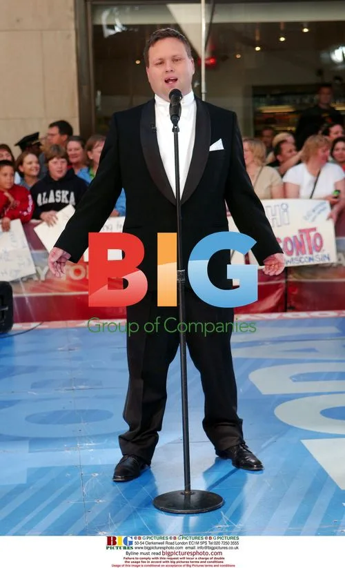 Paul Potts Performs on Today Show