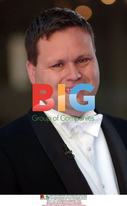 Paul Potts performs on 'Today Show'