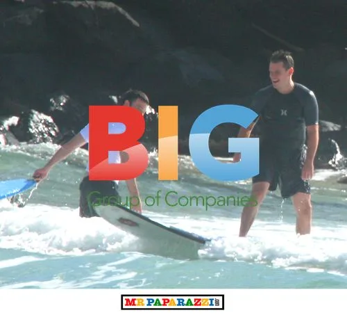 Matt Damon and Ben Affleck Surf in Hawaii