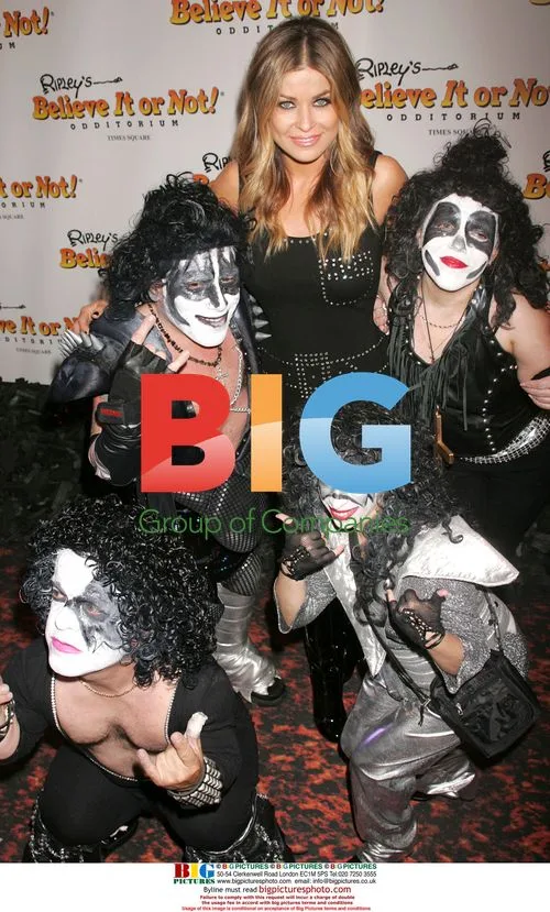 Carmen Electra and Mini Kiss at Ripley's Believe It Or Not Opening