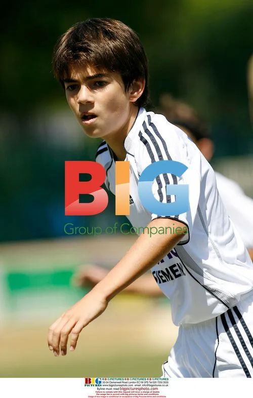 Enzo Zidane playing for Real Madrid youth