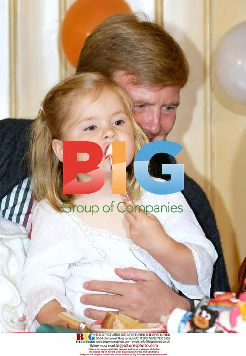 Prince Willem, Princess Maxima & Daughters Celebrate Alexia's 2nd Birthday