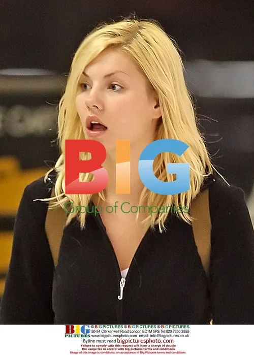 Elisha Cuthbert and Sean Avery Arrive at LAX