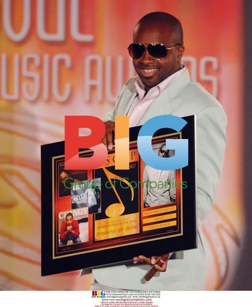 Jermaine Dupri accepts Songwriter of the Year Award