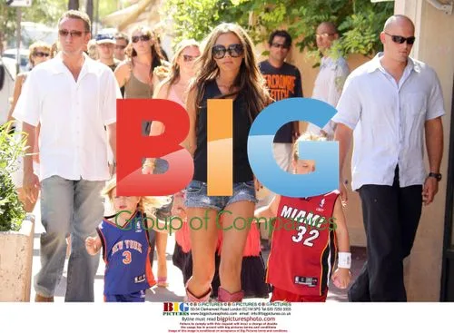 Beckham Family Holiday in Saint Tropez