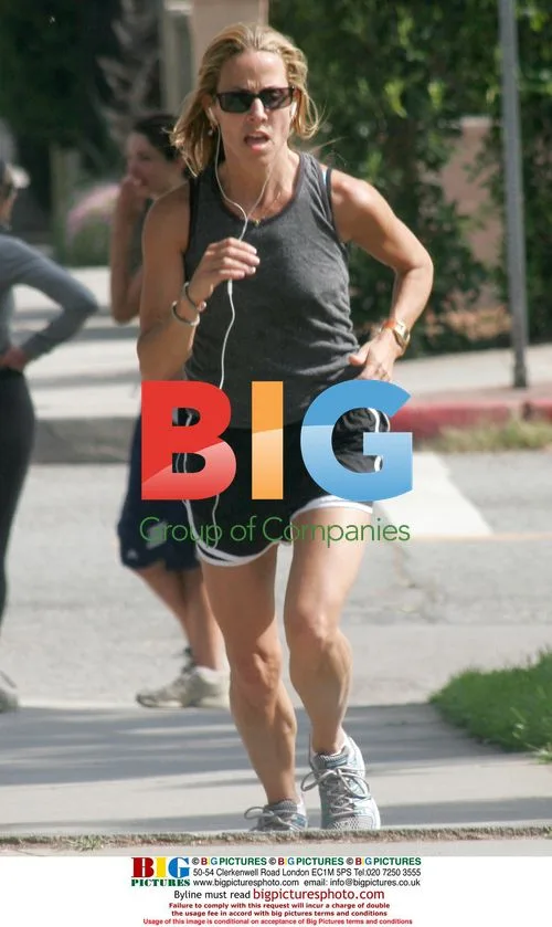 Sheryl Crow Jogging in Santa Monica